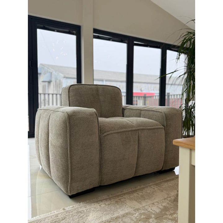 Paris Beige Armchair – Fabric Lounge Chair with Modern Design & Compact Comfort